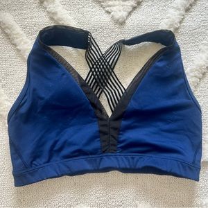Victoria’s Secret Sports Bra - Size M
